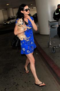 Krysten Ritter feet photo thumbnail