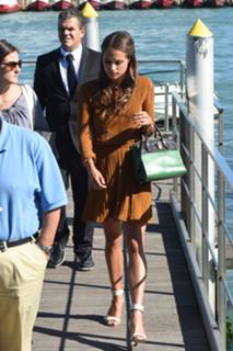 Alicia Vikander feet photo thumbnail