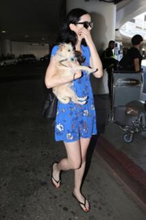 Krysten Ritter feet photo thumbnail
