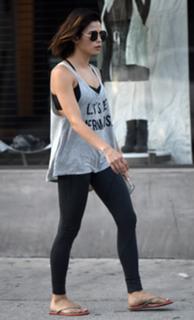 Jenna Dewan feet photo thumbnail