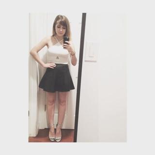 Jennette McCurdy feet photo thumbnail