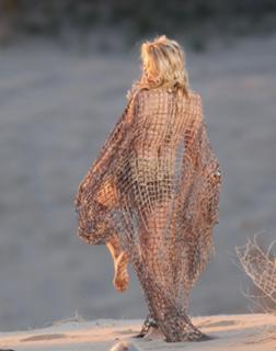 Kesha feet photo thumbnail