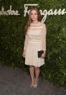 Holland Roden feet photo thumbnail