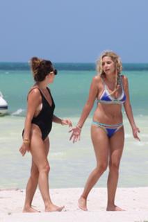 Ashley Benson feet photo thumbnail