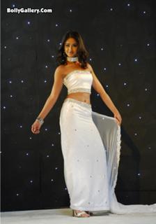 Ileana D'Cruz feet photo thumbnail
