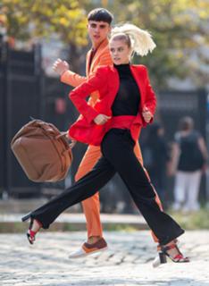 Nina Agdal feet photo thumbnail