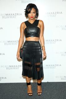 Christina Milian feet photo thumbnail