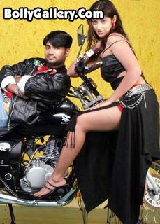 Ileana D'Cruz feet photo thumbnail
