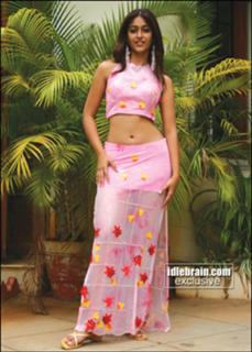 Ileana D'Cruz feet photo thumbnail