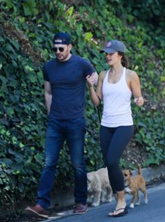 Minka Kelly feet photo thumbnail
