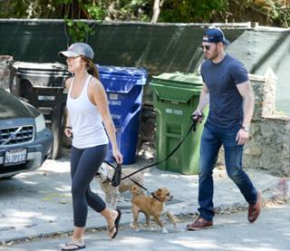 Minka Kelly feet photo thumbnail
