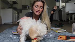 Justine Ezarik feet photo thumbnail