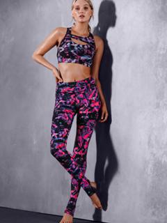 Elsa Hosk feet photo thumbnail