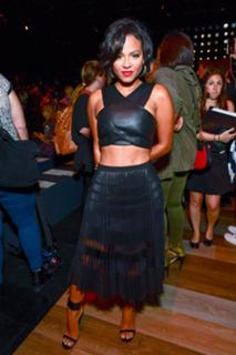 Christina Milian feet photo thumbnail