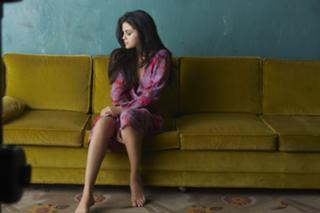 Selena Gomez feet photo thumbnail