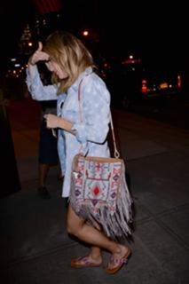 Kate Hudson feet photo thumbnail
