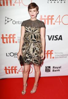 Kate Mara feet photo thumbnail