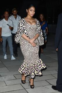 Nicki Minaj feet photo thumbnail
