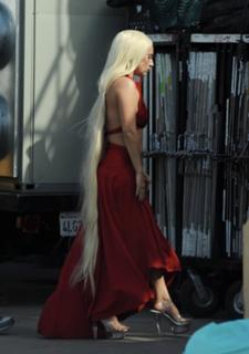 Lady Gaga feet photo thumbnail