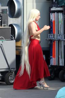 Lady Gaga feet photo thumbnail