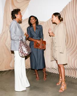 Gabrielle Union feet photo thumbnail