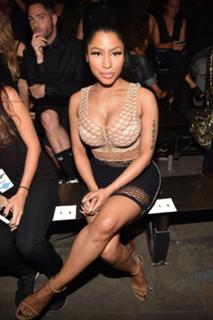 Nicki Minaj feet photo thumbnail