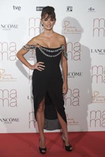 Penélope Cruz feet photo thumbnail
