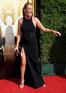 Cat Deeley feet photo thumbnail