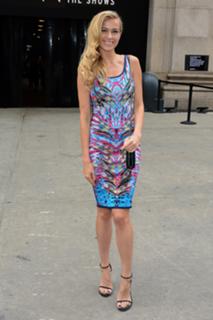 Petra Nemcova feet photo thumbnail