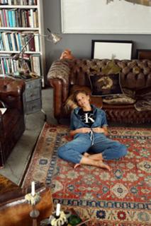 Bar Refaeli feet photo thumbnail