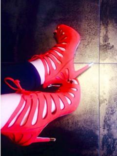 Giorgia Crivello feet photo thumbnail