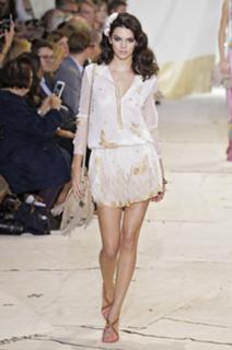 Kendall Jenner feet photo thumbnail