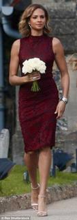 Alesha Dixon feet photo thumbnail