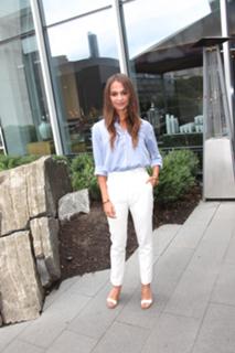 Alicia Vikander feet photo thumbnail