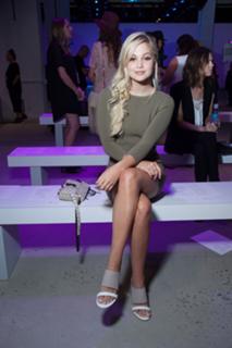 Olivia Holt feet photo thumbnail
