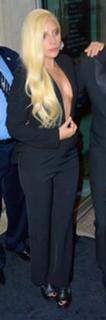 Lady Gaga feet photo thumbnail