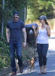 Minka Kelly feet photo thumbnail