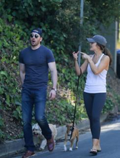 Minka Kelly feet photo thumbnail