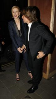 Nicole Kidman feet photo thumbnail