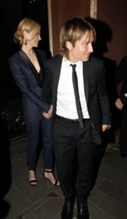 Nicole Kidman feet photo thumbnail