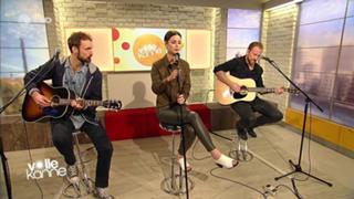 Lena Meyer-Landrut feet photo thumbnail