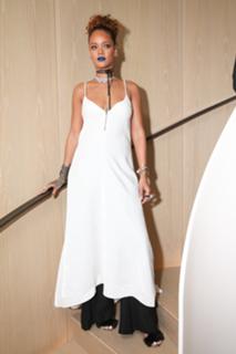 Rihanna feet photo thumbnail