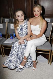 Olivia Holt feet photo thumbnail