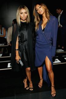 Nicole Scherzinger feet photo thumbnail