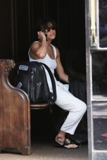 Michelle Rodriguez feet photo thumbnail