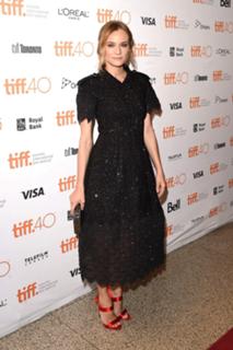 Diane Kruger feet photo thumbnail