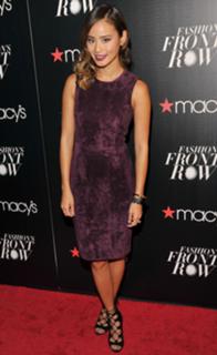 Jamie Chung feet photo thumbnail