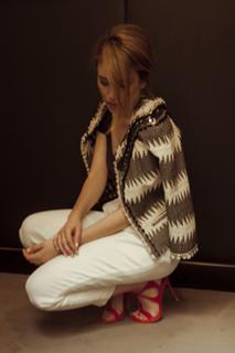 Blanca Suárez feet photo thumbnail