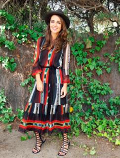 Paula Echevarría feet photo thumbnail