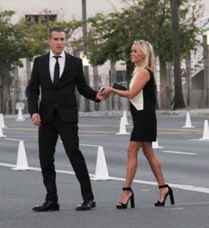 Reese Witherspoon feet photo thumbnail